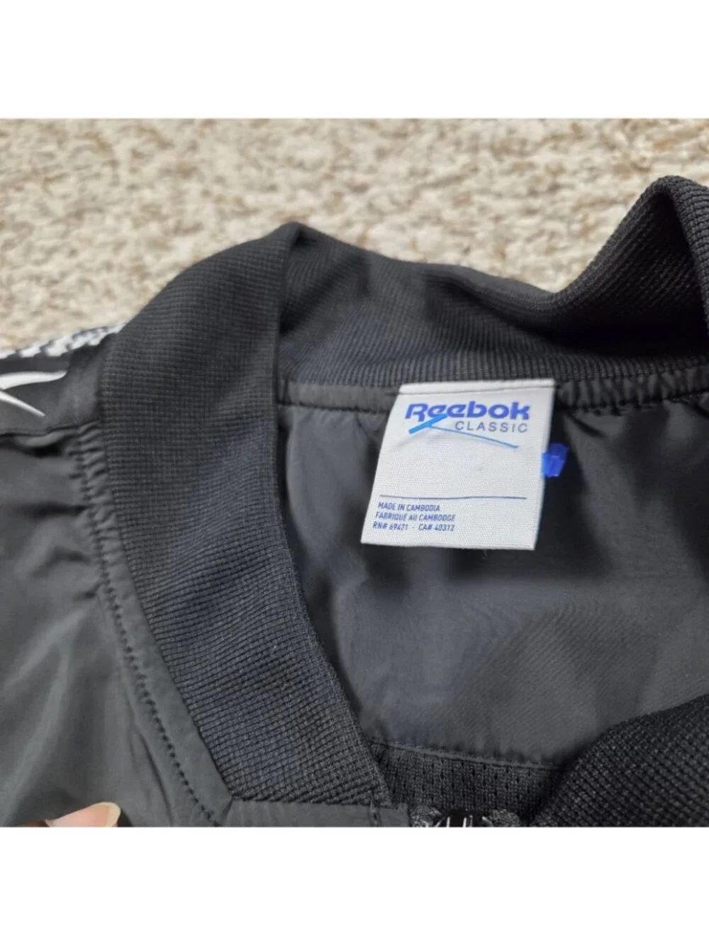 Reebok Windbreaker Mens Large Black White Full Zip Retro Colorblock Vented